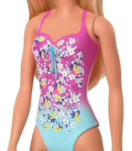 Imagem 5 de 7 de Boneca Barbie Praia Loira Maiô Rosa Com Azul Ghw37 - Mattel