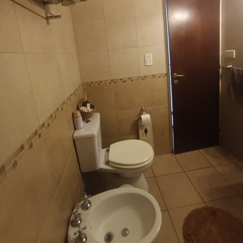 Departamento C/ Balcón Y Cocheras-luz Avell Centro