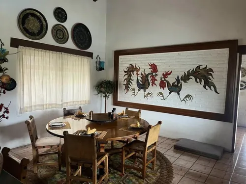 Casa Con Alberca Y 6 Recámaras En El Centro De Tequisquiapan, Querétaro