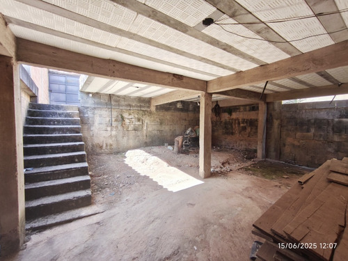 Casa 3 Cômodo Com Estrutura Para 7 Cômodos Com Garagem