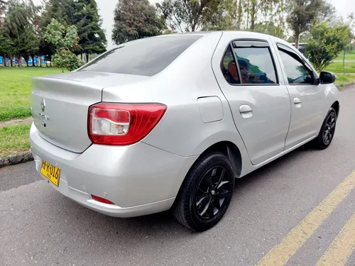 Renault Logan 1.6 Expression / Life +