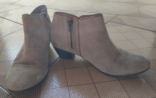 Botas Cortas De Cuero De Dama Marca Springfield Talla 37