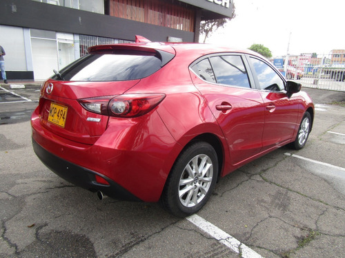 Imagen 7 de 15 de Mazda 3 Sport Touring 2016