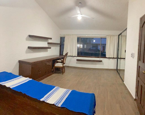 Cuernavaca Rento Hermosa Y Exclusiva Villa Amueblada O Sin Muebles En Zona Dorada De Vista Hermosa Ideal Ejecutivos O Pareja Alberca C/cal. Solar Terraza Privada Techada Fracc. De Alta Seguridad
