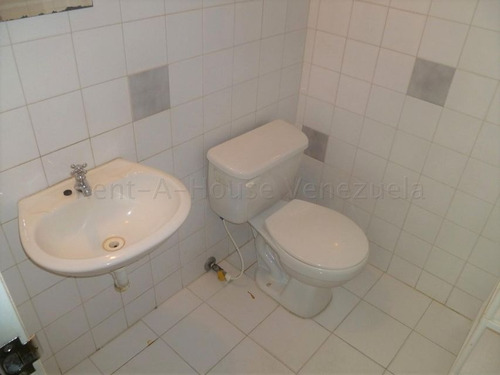 Imagen 3 de 14 de Leida Falcon Rentahouse Vende Oficina En Valles De Camoruco Valencia 21-8456 Lf
