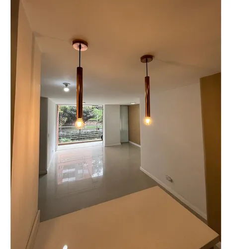 Apartamento Piso 5 Unidad Completa-cumbres- Envigado