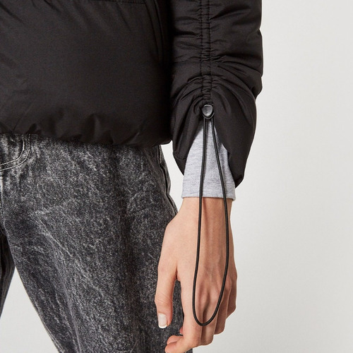 Imagen 8 de 10 de Campera Puffer Leia Black