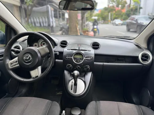 Mazda 2 1.5 15na1 Sedan AT