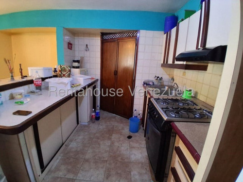 Yoselin Cabesas Vende Apartamento En Cabudare 25-22034 Yc