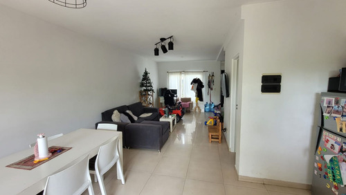 Venta Departamento 3 Ambientes Con Jardín