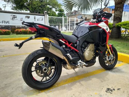 Ducati Multistrada V4 Pikes Peak