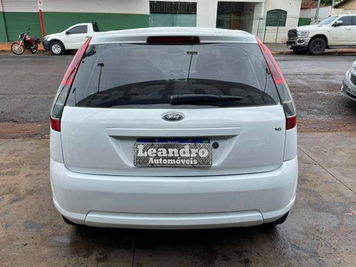 Ford Fiesta 1.6 Rocam Hatch 8v Flex 4p Manual