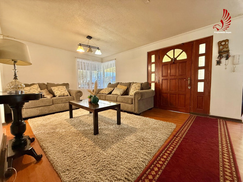 Se Vende Linda Casa En Sector Teniente Serrano, Quilpué