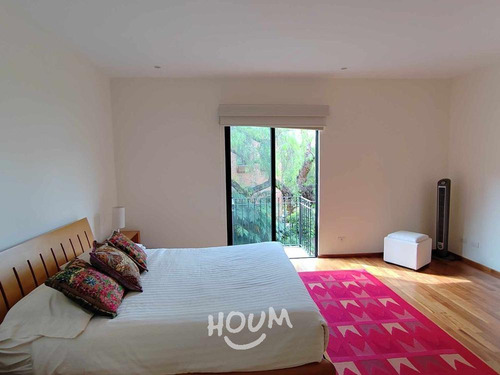 Casa En Jacarandas, Querétaro Con 3 Recámaras, 392 M², Id: 155560