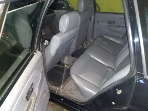 Volkswagen Santana 2.0 2005 Financio Sem Entrada