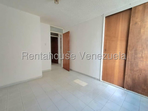 Venta De Apartamento En Sabana Larga Lr Valencia Amplios Espacios Excelente Ubicacion