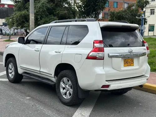 Toyota Prado Txl 4x4 4000cc At Aa