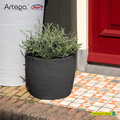 Maceta Moderna Para Exteriores Compacta De 20 Cm De Alto Deep Color Negro Lead De Polietileno Ultra Ligera Artego Japi Hecho En Brasil