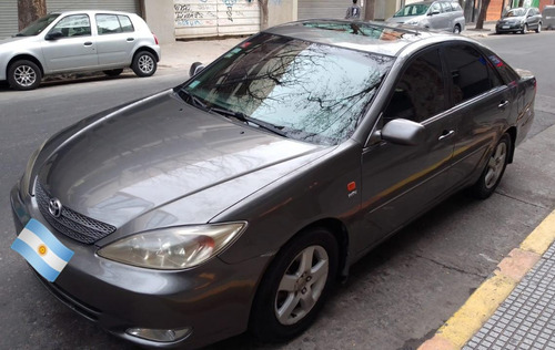 Toyota Camry 2.4 At