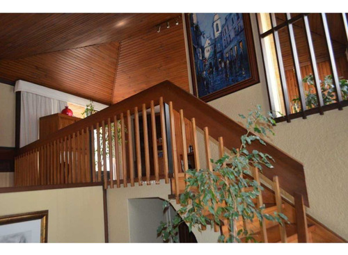 Venta De Amplia Casa En Providencia 6d5b3e