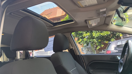Ford Fiesta Kinetic 1.6 Se Plus Powershift 120cv