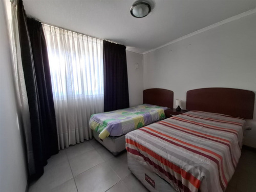 Departamento En Venta De 2 Dorm. Vista Al Mar La Herradura