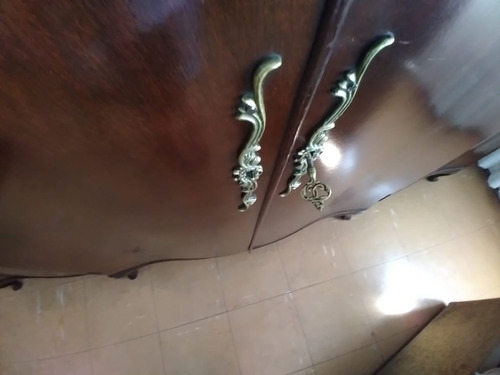 Juego Dormitorio Luis Xv 2 Mesas Luz Ropero Comoda Cama (Usado)