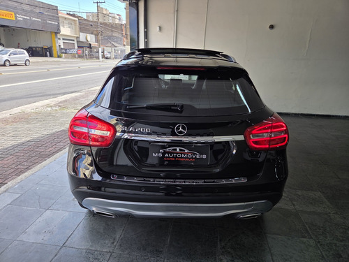 Mercedes-Benz GLA 200 1.6 CGI ENDURO 16V TURBO FLEX 4P AUTOMÁTICO