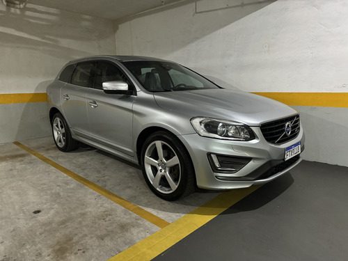 Volvo XC60 2.0 T5 R-design 5p