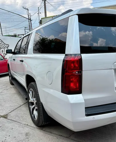 Chevrolet Suburban 5.4 Premier Piel 4x4 At