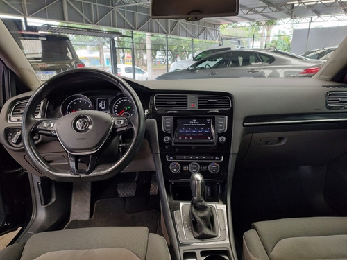 Imagem 6 de 8 de Volkswagen Golf Highline Aa