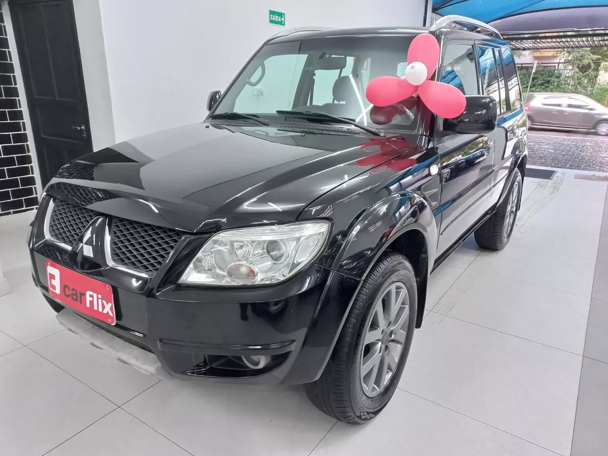 Mitsubishi Pajero Tr4 2.0 4x2 16v 140cv Flex 4p Automático