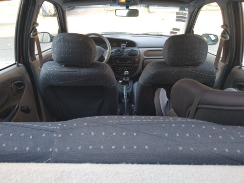 Imagen 13 de 14 de Renault Megane 1.6 Bic Pack Plus 2007