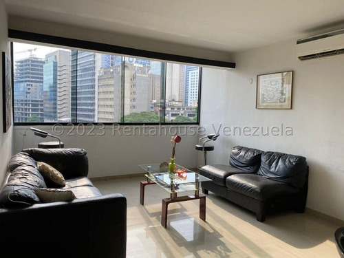 Apartamento Para Venta En Altamira 23-27527