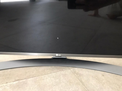 Imagem 3 de 10 de Tv LG 55uj6585 - Nova - 1,5 Anos De Uso - Display Quebrado