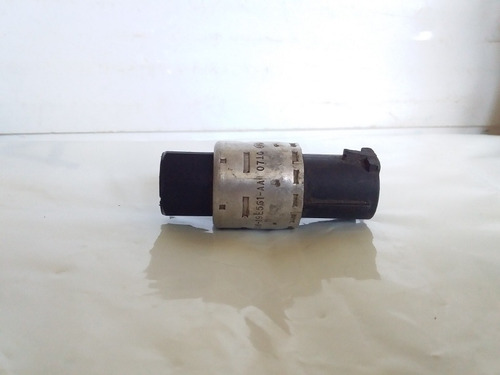 Sensor Del Interruptor De Presión A/a Ford 350 Nissan Mazda (Usado)