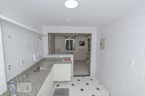 Imagem 11 de 15 de Casa Para Aluguel - Maracanã, 2 Quartos, 250 - 892915892