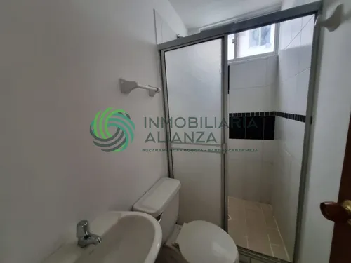Apartamento En Venta En Comuneros. Cod V61733