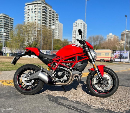 Imagen 20 de 21 de Ducati Monster 797