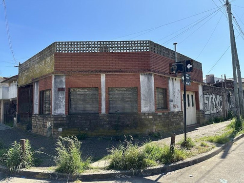 Ideal Inversor, Terreno Con 2 Casas Precarias