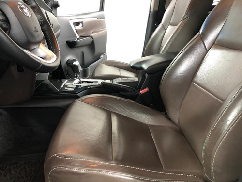 Imagem 23 de 25 de Toyota Hilux Sw4 Sr 2.7 Flex Único Dono