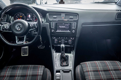 Imagem 10 de 14 de Volkswagen Golf 2014 2.0 Tsi Gti 5p