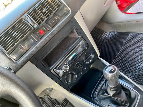 Volkswagen Golf 1.6 Format