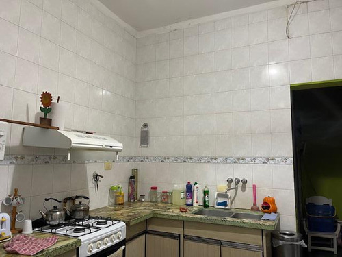 2 Locales Y 3 Departamentos Con Cocheras En Venta En Marcos Paz