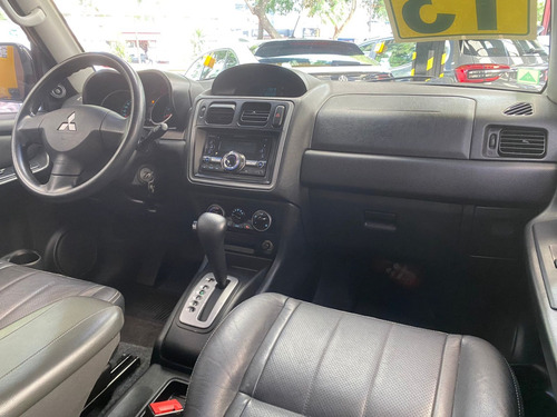 Mitsubishi Pajero TR4 2.0 4X2 16V 140CV FLEX 4P AUTOMÁTICO
