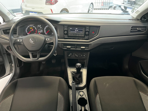 Volkswagen Polo 1.0 MPI TRACK MANUAL