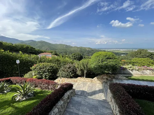 Casa En Venta En Arroyo Hondo. Cod V11628