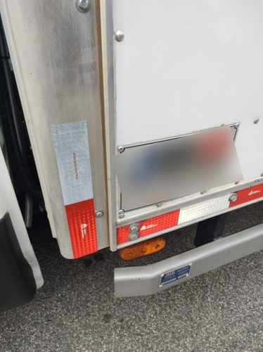 Imagem 3 de 9 de Bau Refrigerado 5 Mts