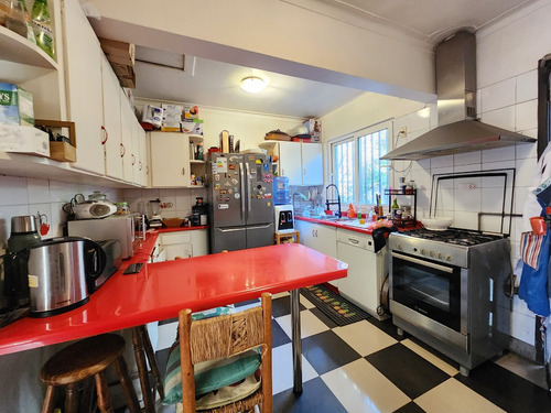 Plaza Ñuñoa | 4d | 3b | 3 Est | 435m2 Terr. | Bajo Tasación