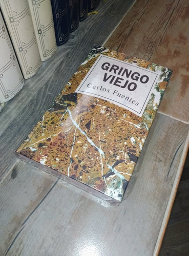 Gringo Viejo - Carlos Fuentes / Rba + Sorpresa